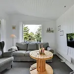 Cristal - 400m To The Fjord By Interhome