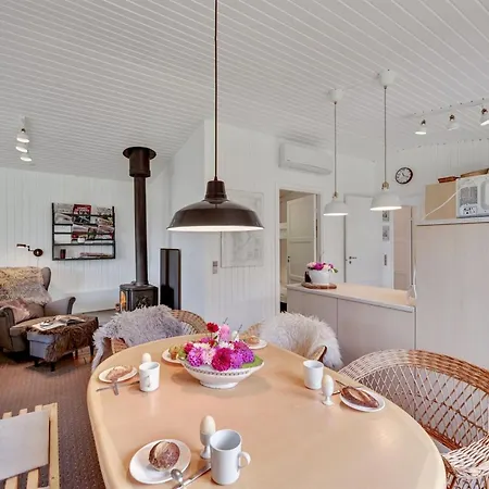 Cristal - 400m To The Fjord By Interhome Prázdninový dům